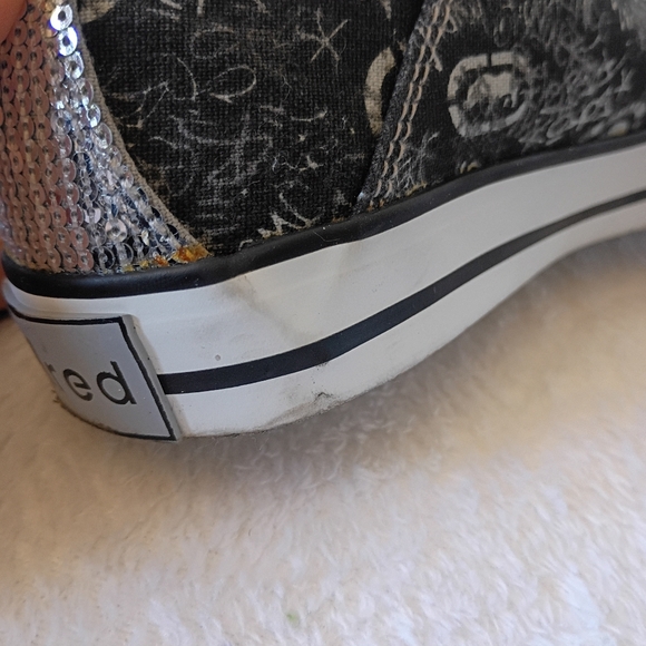 Red Marc Ecko Rumor fashion sneakers size 6 for women - Picture 12 of 13